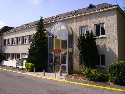 Entr&eacute;e principale du CFMI de Tours